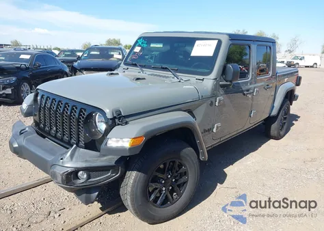 2022 Jeep Gladiator Altitude 4X4 z USA, uszkodzony, nr VIN 1C6HJTAG5NL132990